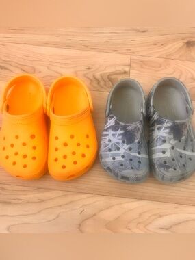 CROCS Kids Orange and Camo Patterned